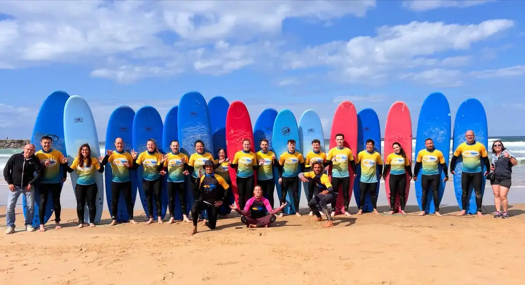grupos aulas de surf despedidas de solteiro