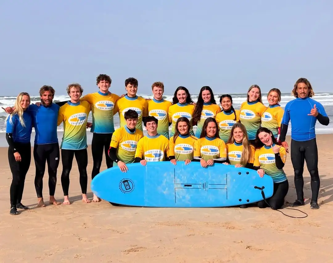 surf na caparica para Grupos escolares e organizações juvenis
